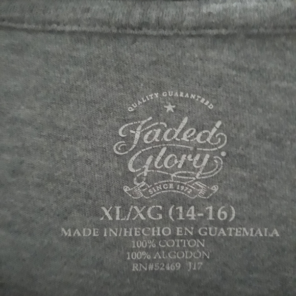 Long sleeve gray shirt - Picture 2 of 3